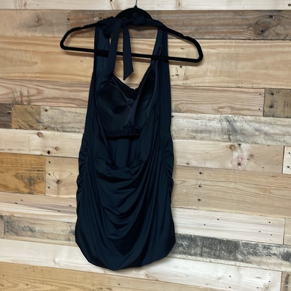 Lands’ End size 18 black halter swimsuit top with scrunch side and built-in cups - Picture 6 of 6